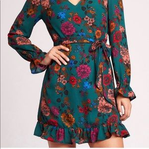 Jack by BB Dakota Long sleeve floral dress